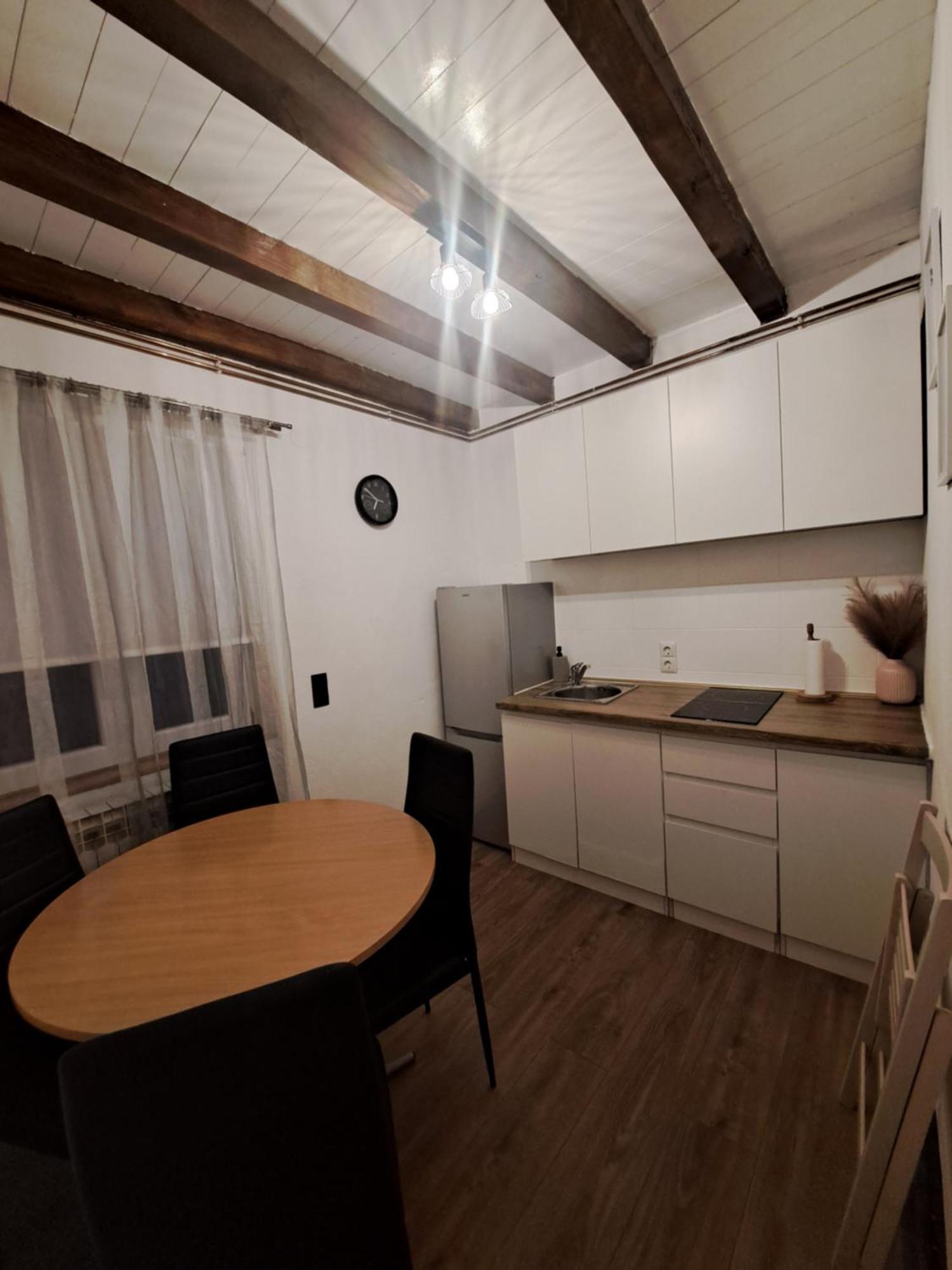 Guest House Emanuela スルニュ エクステリア 写真