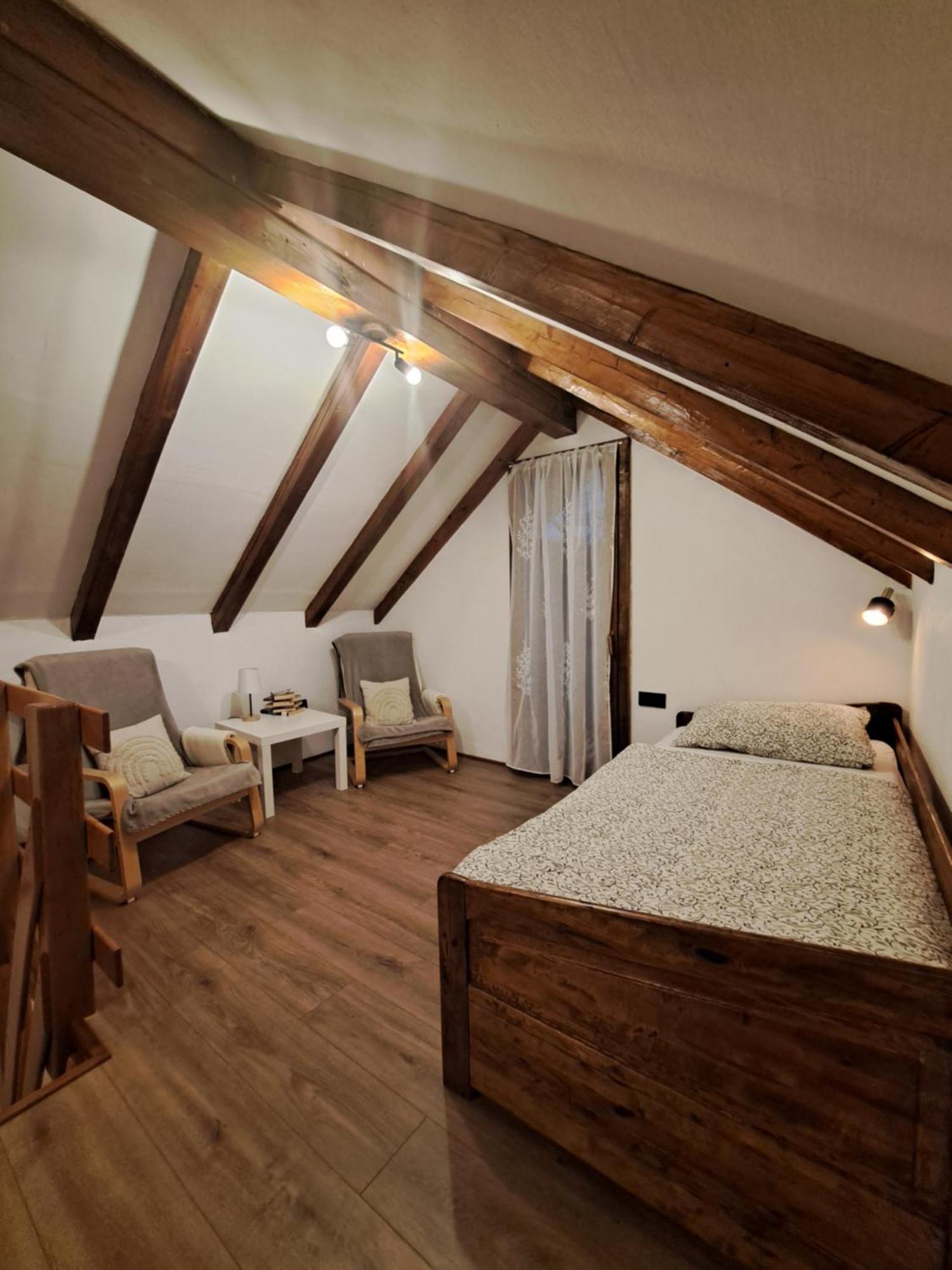 Guest House Emanuela スルニュ エクステリア 写真