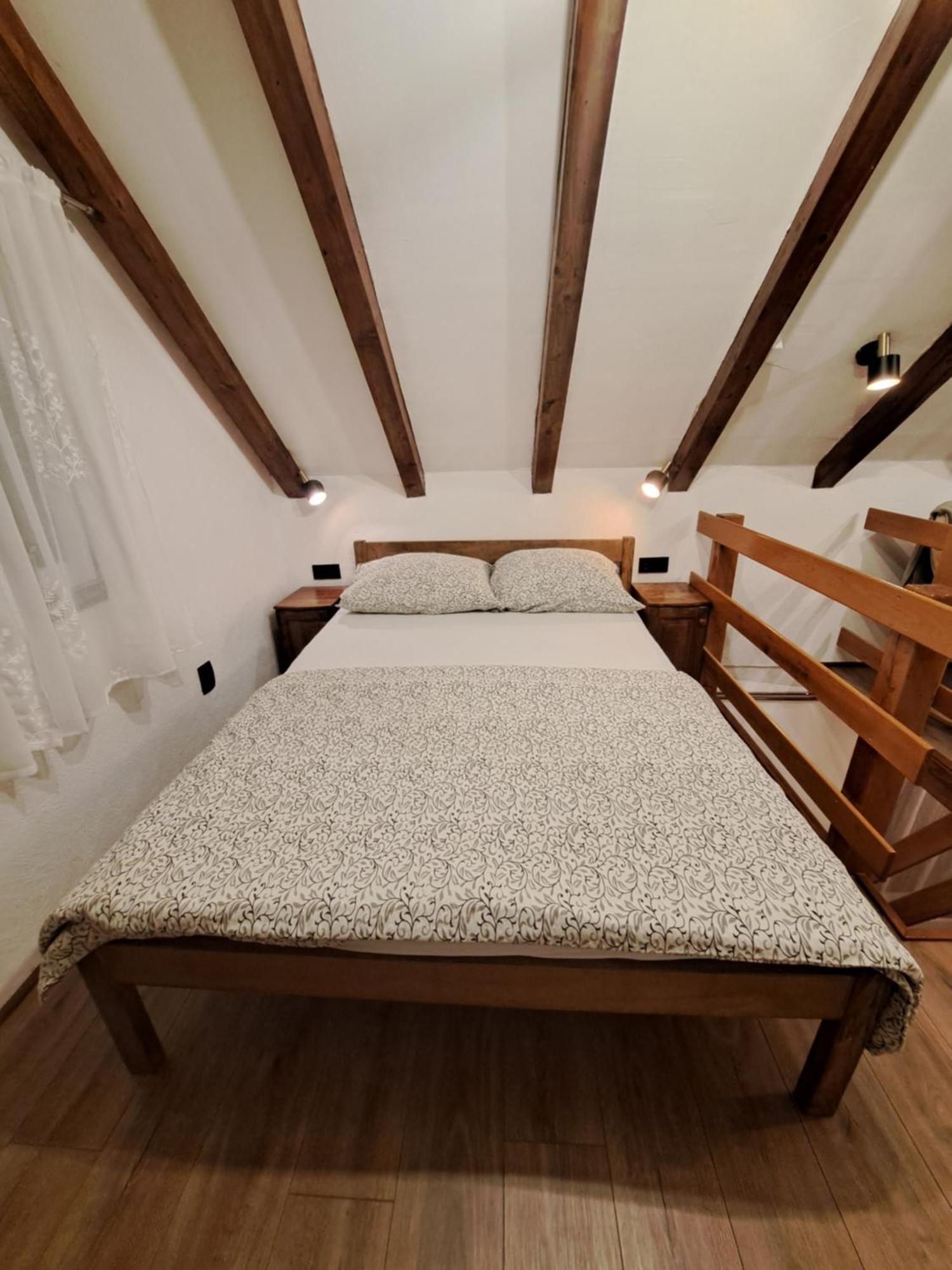 Guest House Emanuela スルニュ エクステリア 写真