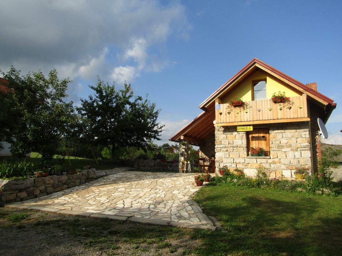 Guest House Emanuela スルニュ エクステリア 写真
